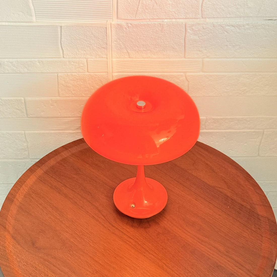 Retro Mushroom Touch Lamp | 3-Color LED Night Light – Rechargeable Cordless