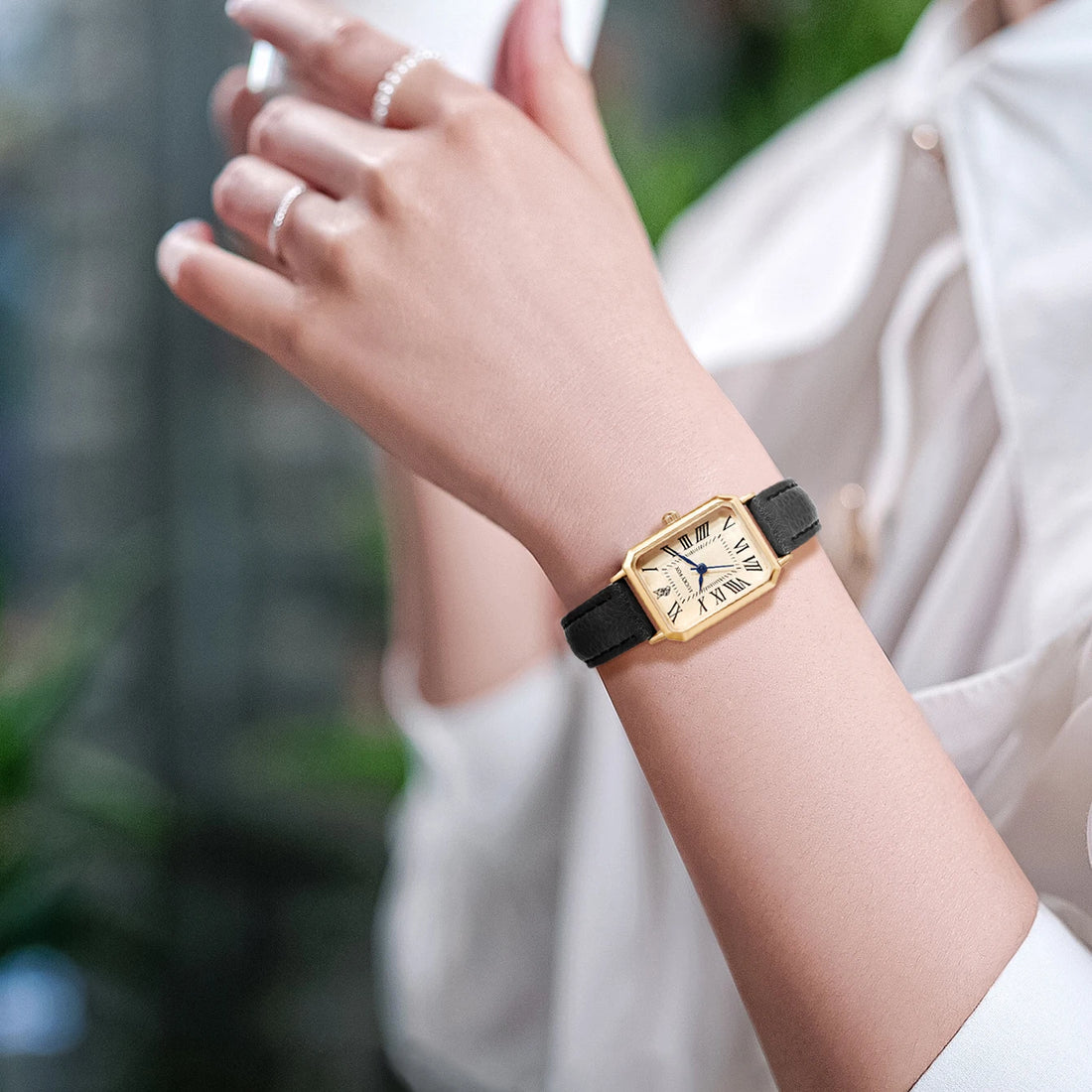 Vintage Square Leather Watch for Women – Retro Digital Quartz Wristwatch
