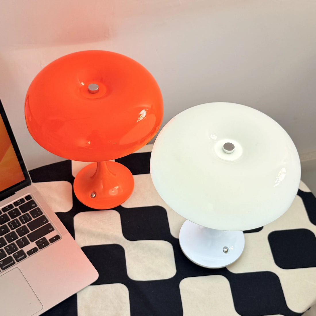 Retro Mushroom Touch Lamp | 3-Color LED Night Light – Rechargeable Cordless