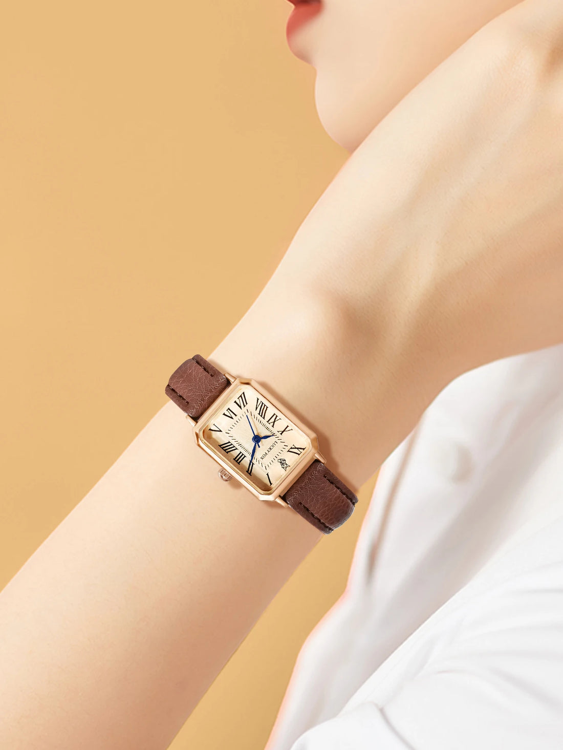 Vintage Square Leather Watch for Women – Retro Digital Quartz Wristwatch